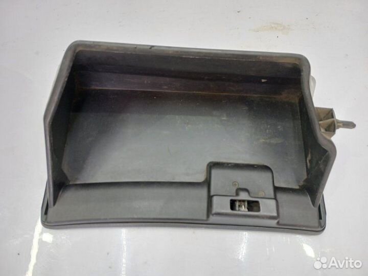 Бардачок Toyota Caldina ST190G 4S-FE 1995