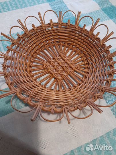 Плетёные сухарницы, конфетницы, орешницы