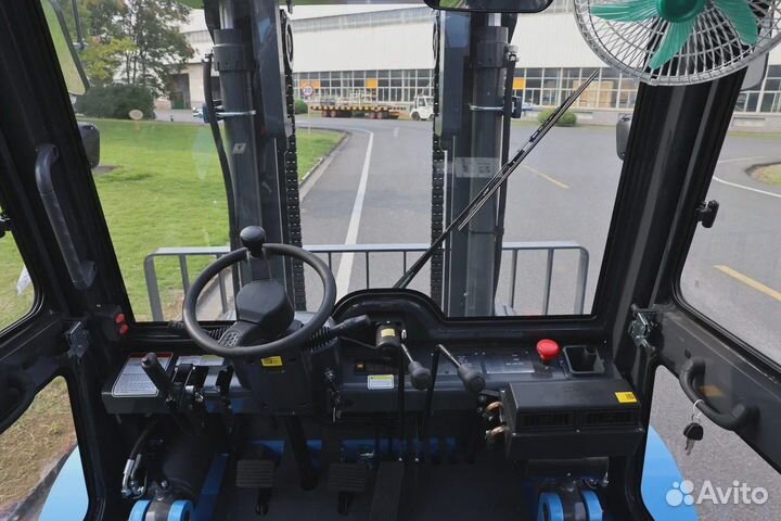 Вилочный погрузчик TRF D70-3i, 2023
