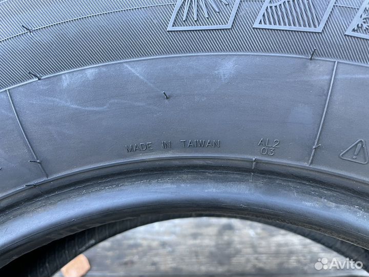 Maxxis VanSmart A/S AL2 225/75 R16C