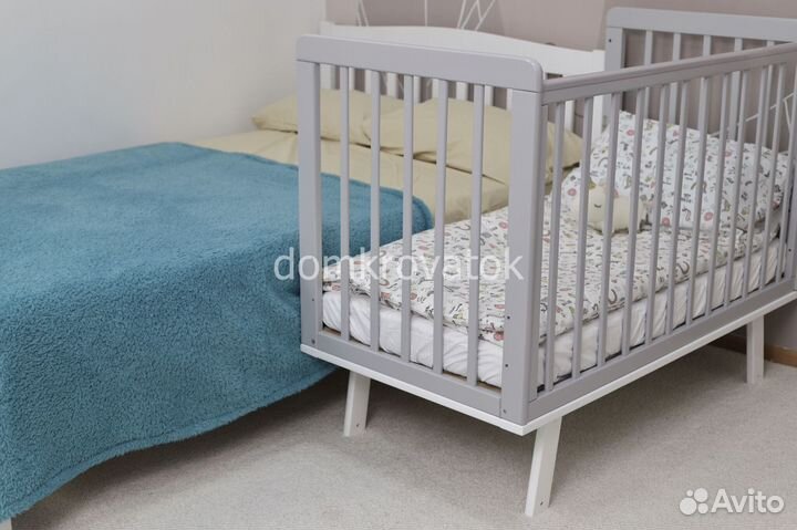 Кроватка для новорожденных приставная