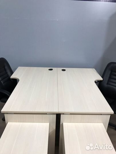 Комплект мебели Vasanta стол тумба