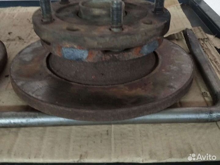 Ступицы задние в сборе на форд транзит