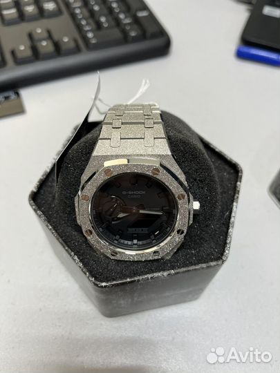 Часы Casio G-Shock GA-2100-1A1 оригинал