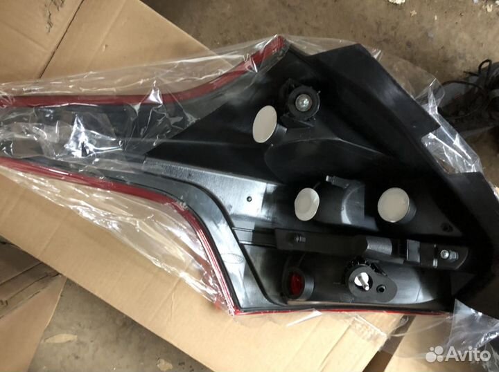 Задние Фонари Ford Focus 3 хэтчбек не диодные