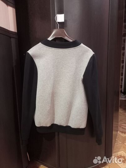 Бомбер женский