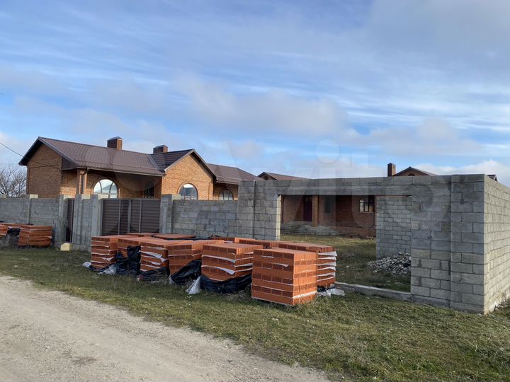 Дом 406 м² на участке 15 сот.