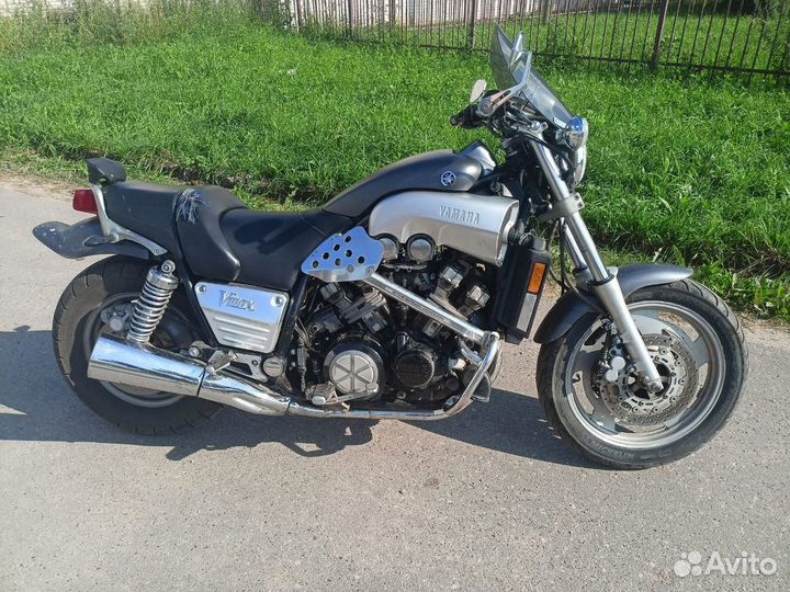 Yamaha V-MAX 1200