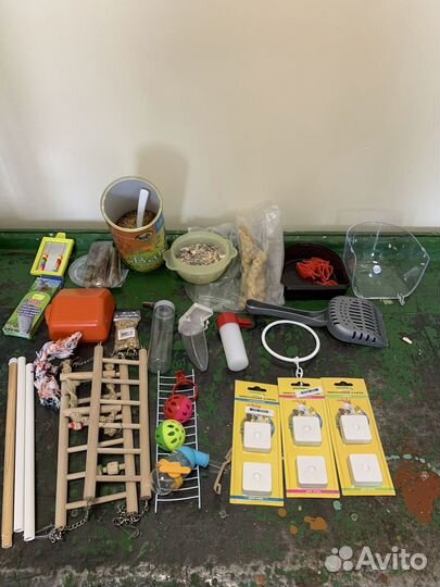 Большая клетка для птиц