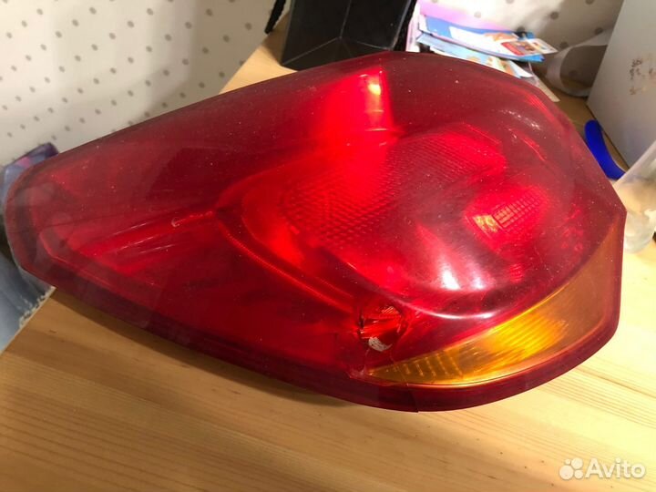 Задний левый фонарь Opel Astra J Хэтчбек