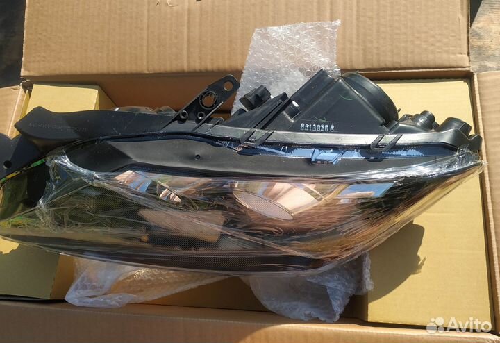 Фара Мазда Mazda CX 7 / сх 7 галоген левая