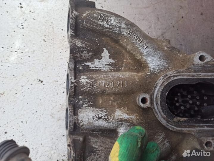 Впускной коллектор 051129713 Volkswagen