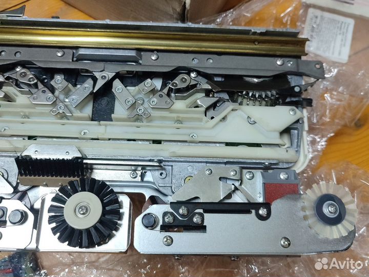 Ажурная каретка silver reed