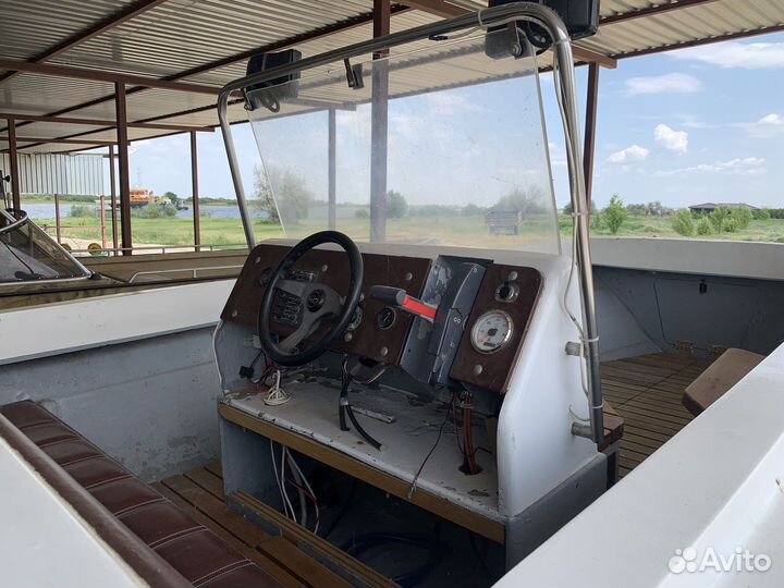 Катер касатка 5.6 мотор ямаха 115 2т