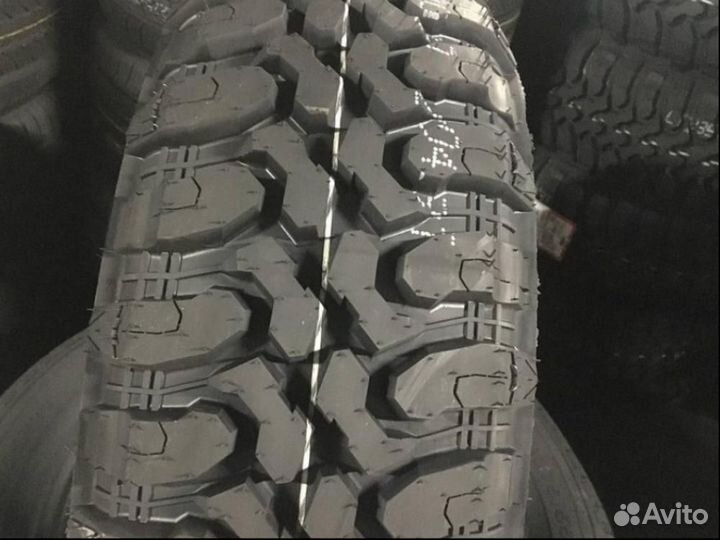 Boto BM81 235/75 R15 104Q