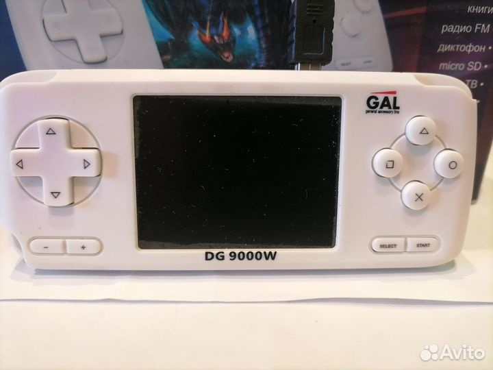 Мультимедийные игровая консоль