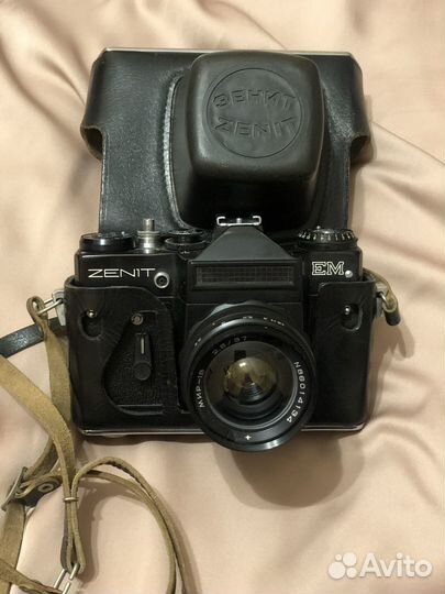 Плёночный фотоаппарат zenit EM