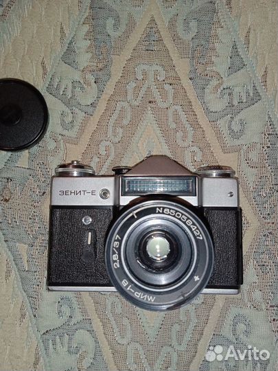 Пленочный фотоаппарат зенит-е
