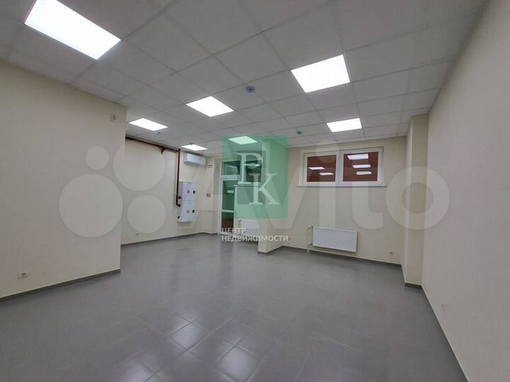 Офис 36 м2 в новом доме на Горпищенко