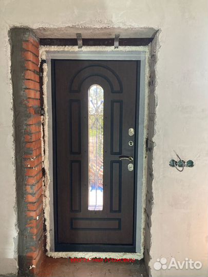 Дверь входная в дом с бесплатной установкой