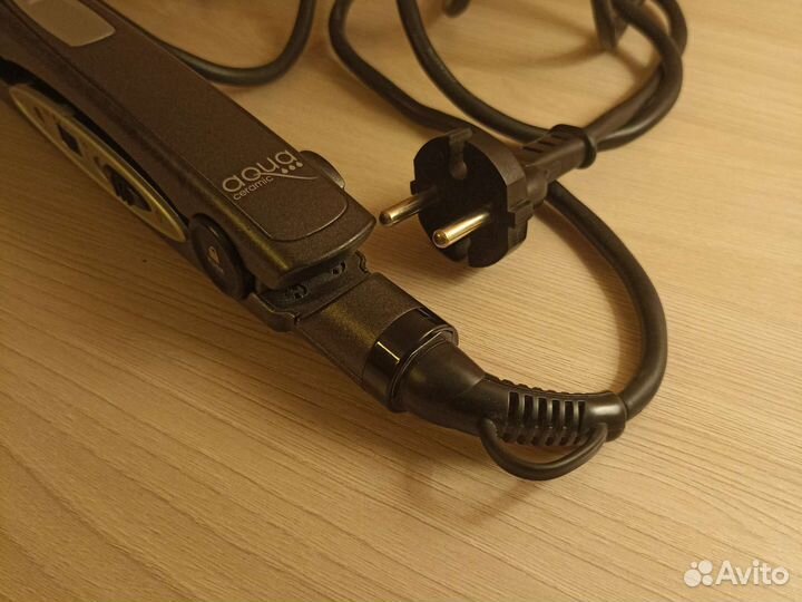 Выпрямитель для волос Vitek / плойка утюжок