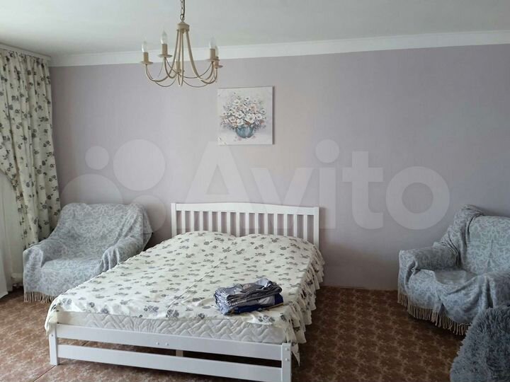 Комната 10 м² в 6-к., 1/2 эт.