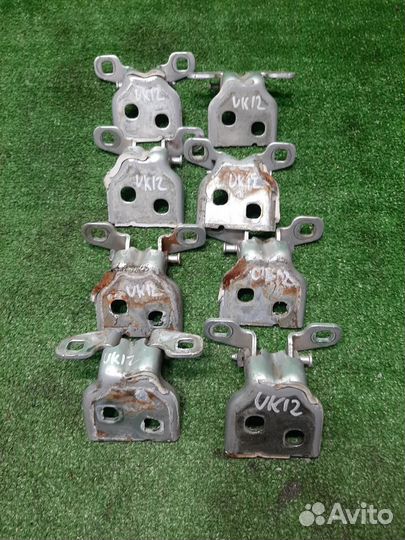 Петли дверей комплект Renault Duster 2017