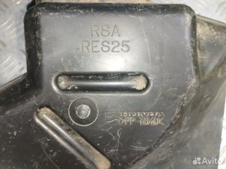 Резонатор воздушного фильтра Honda Civic 5D 1.8