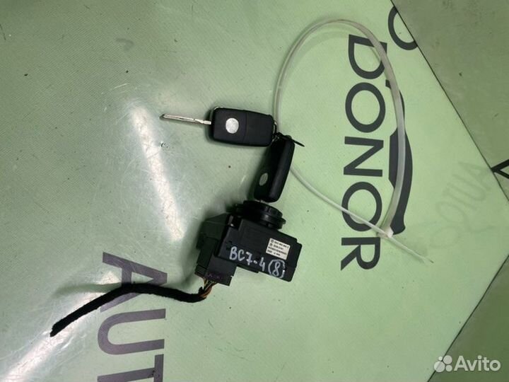 Замок зажигания Volkswagen Touareg 7L дорест 2.5L