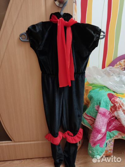 Продам костюм 