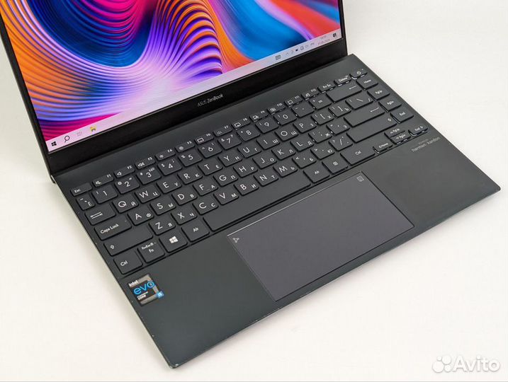 Asus ZenBook 13 oled i5-1135G7 16GB SSD512