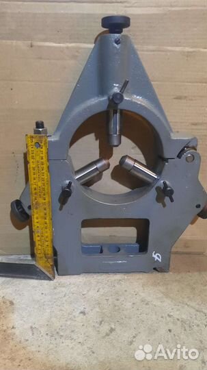 Люнет неподвижный