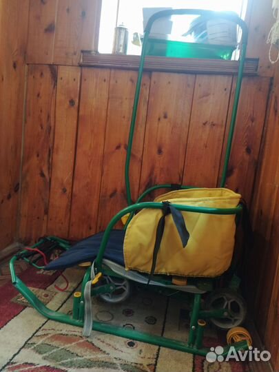 Детские санки на колесах