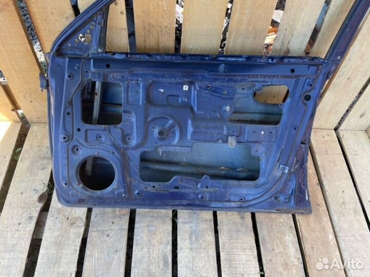 Дверь передняя правая Kia Shuma