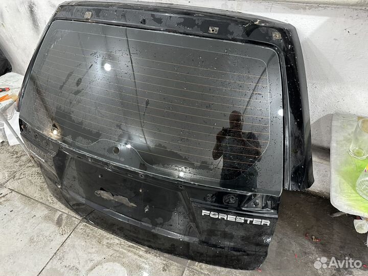 Стекло заднее forester sh