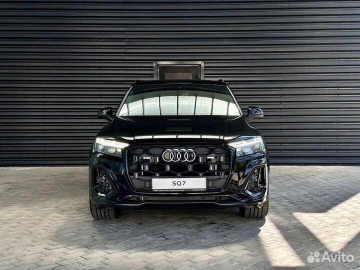 Audi SQ7 4.0 AT, 2024