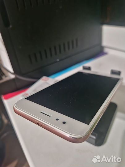 Xiaomi Mi A1 Android One, 4/64 ГБ
