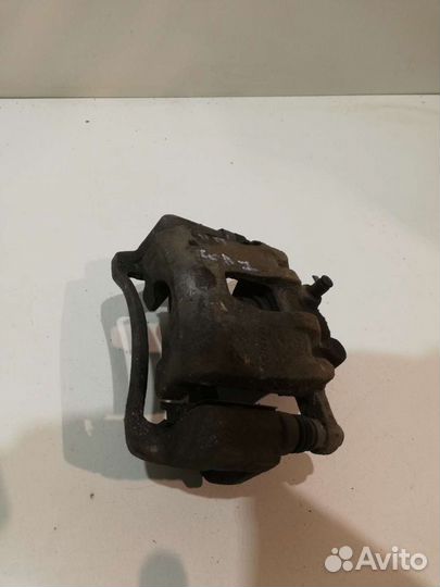 Hyundai solaris 1 суппорт передний правый