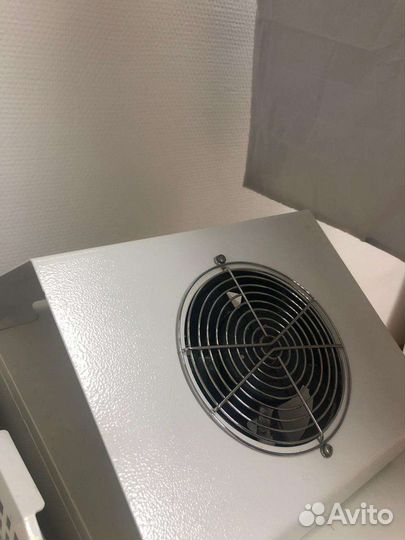 Пылесос маникюрный, вытяжка для маникюра