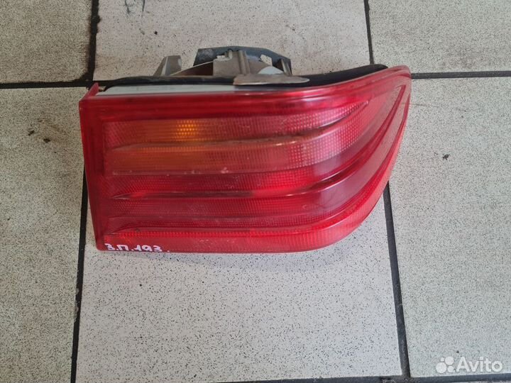 Задний фонарь mercedes-benz W210