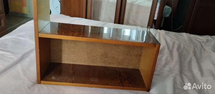 Книжные полки бесплатно