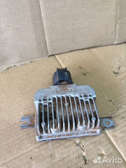 Блок управления бензонасоса volvo S60