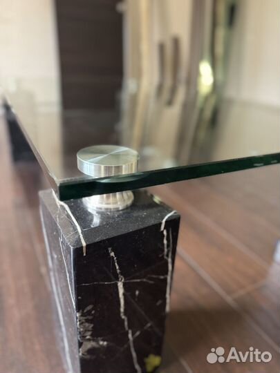 Журнальный столик