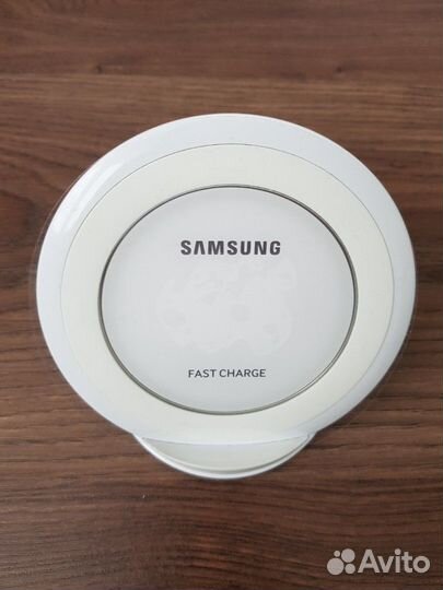 Зарядное беспроводное samsung