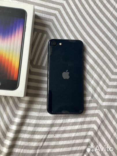 iPhone se 3