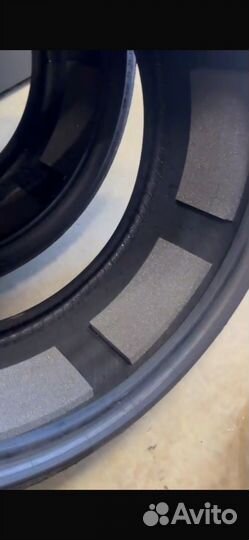 Pirelli P Zero PZ4 285/30 R22