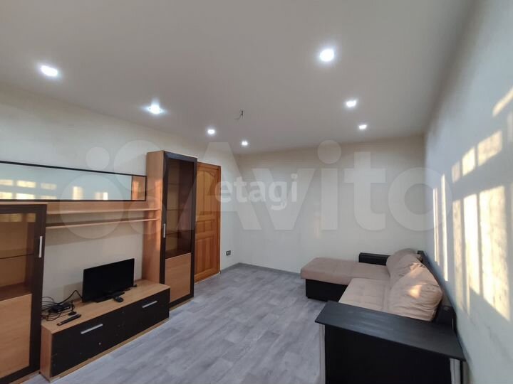 2-к. квартира, 37 м², 5/5 эт.