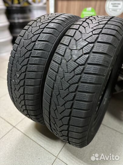Uniroyal WinterExpert 195/65 R15 91T