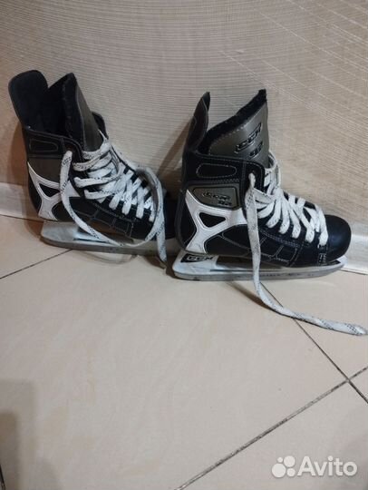 Коньки хоккейные 35 размер