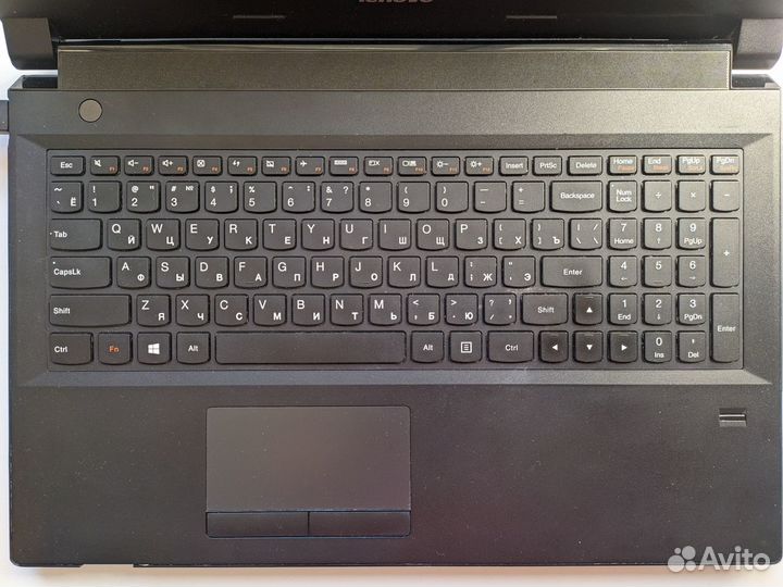 15'6 Игровой Lenovo b50-30 4 ядра 8гб SSD 820m